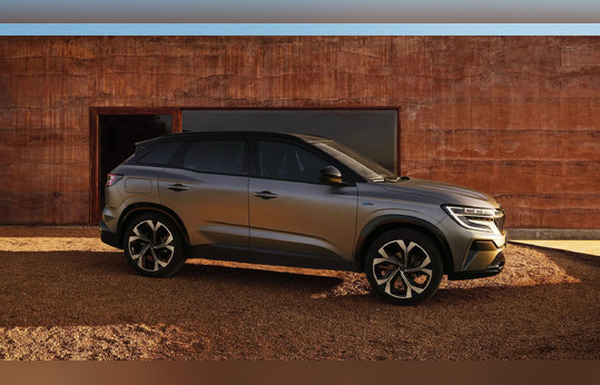 Renault Austral E-Tech Híbrido: La Fusión de Tecnología, Elegancia y Confort