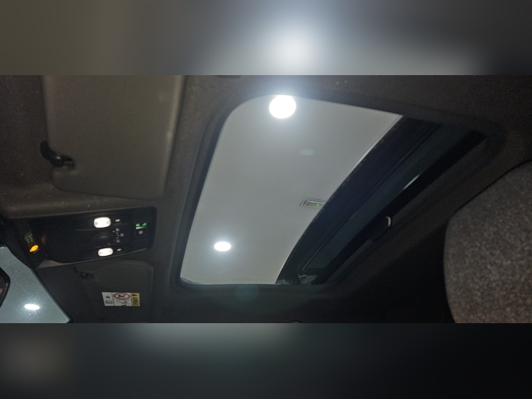 Renault Captur E- TECH TECNO 145CV foto 4