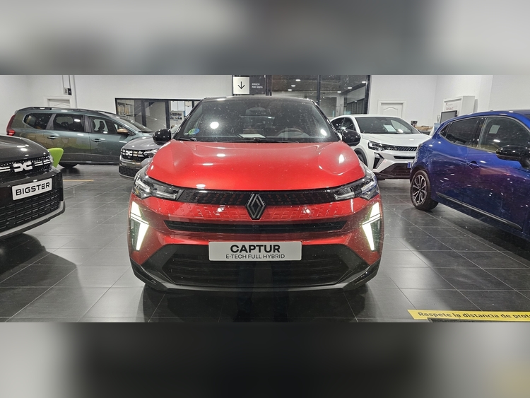 Renault Captur E- TECH TECNO 145CV foto 14